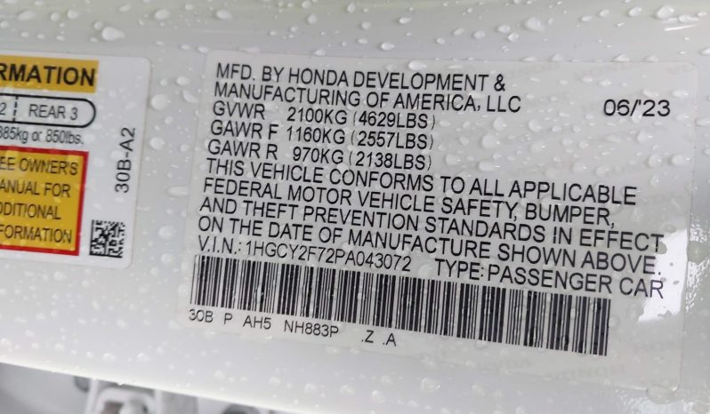 
								Honda Accord Hybrid full									