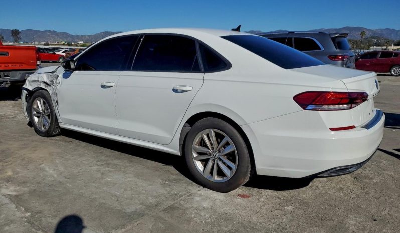 
								Volkswagen Passat full									