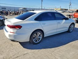 
										Volkswagen Passat full									