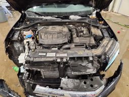 
										Volkswagen Passat full									