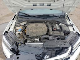 
										Volkswagen Passat full									