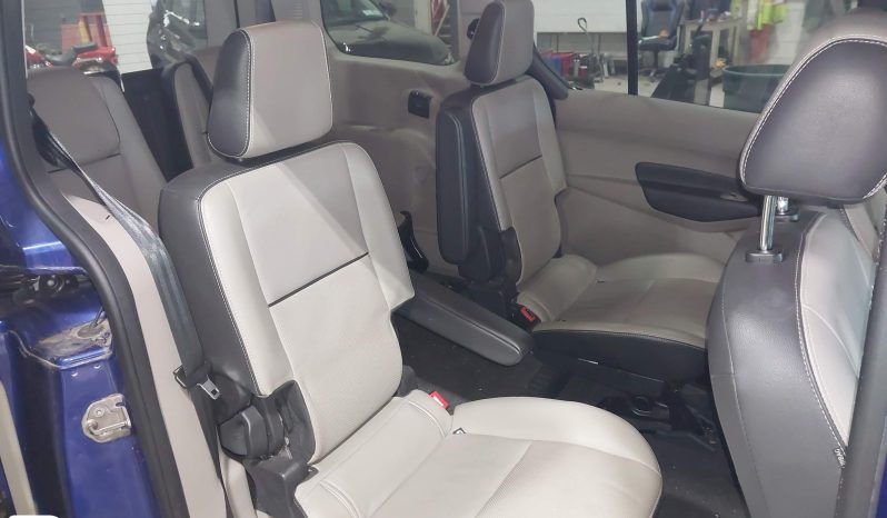 
								2017 Ford Transit full									