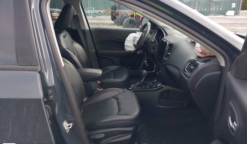 
								2017 Jeep New Compass, Limited 4X4 full									