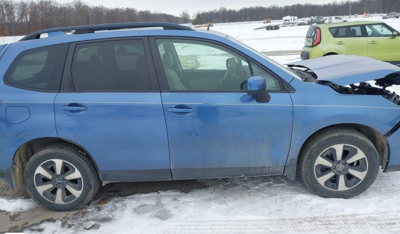 
								2017 Subaru Forester, 2.5I Premium full									