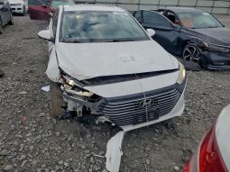 
										2017 Hyundai Ioniq full									