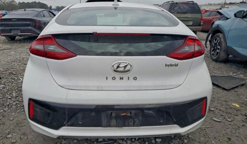 
								2017 Hyundai Ioniq full									