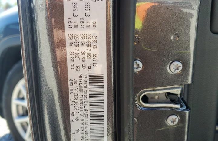 
								2017 Jeep Cherokee full									