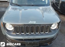 
										2018 Jeep Renegade, Latitude 4X4 full									