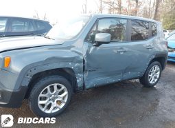 
										2018 Jeep Renegade, Latitude 4X4 full									