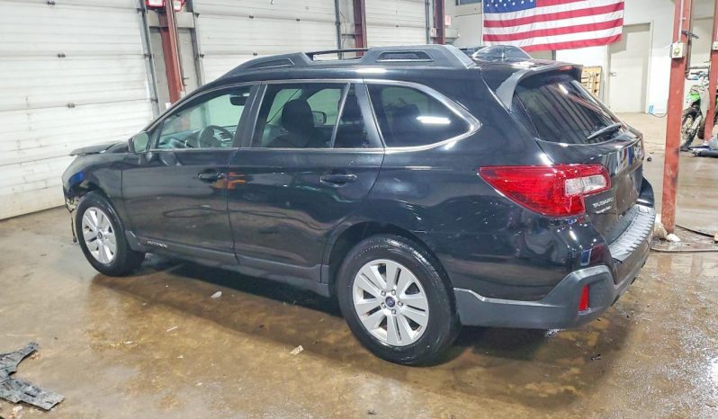 
								2019 Subaru Outback full									