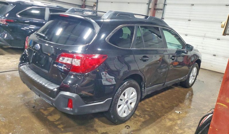 
								2019 Subaru Outback full									