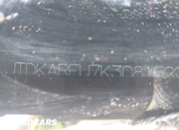 
										2019 Toyota Prius full									