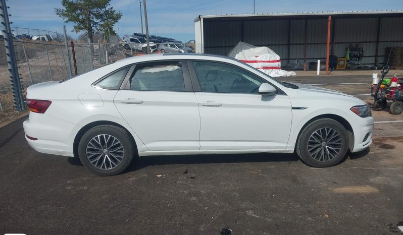 
								2019 Volkswagen Jetta full									