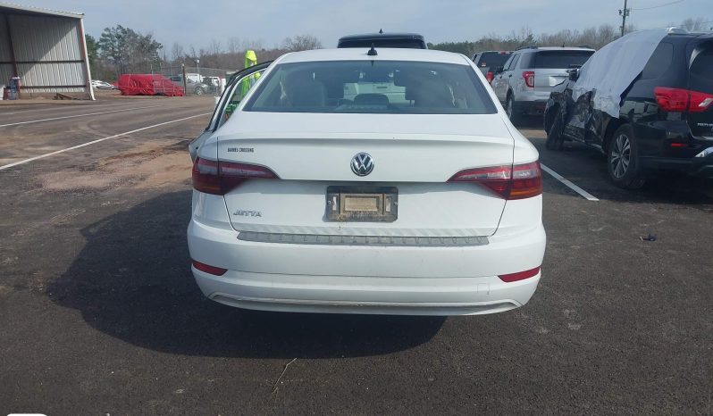 
								2019 Volkswagen Jetta full									