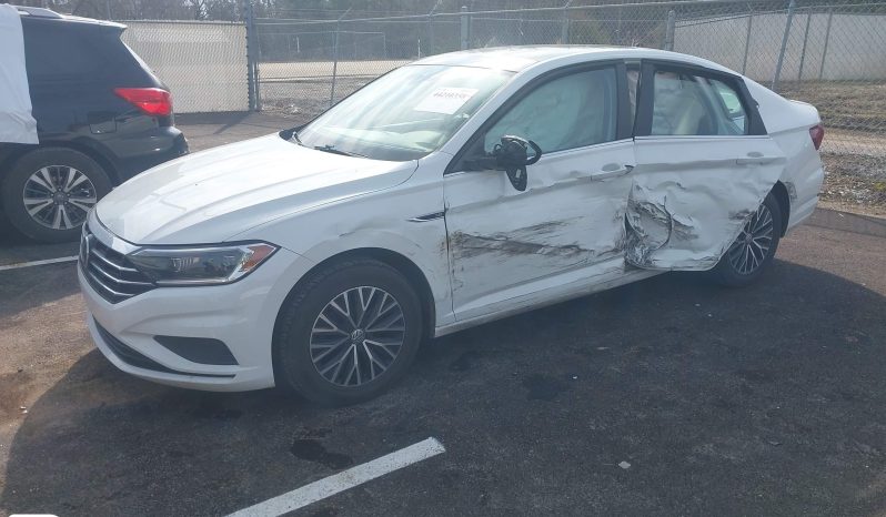 
								2019 Volkswagen Jetta full									