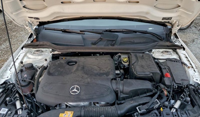 
								2020 Mercedes-Benz GLA-Class, 250 4Matic full									
