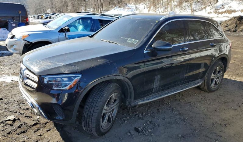 
								Mercedes-benz Glc 300 full									