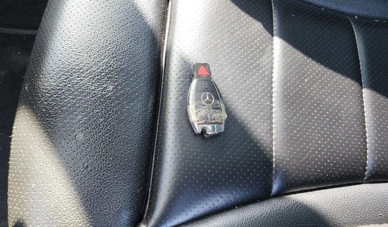 
								MERCEDES-BENZ C300 full									