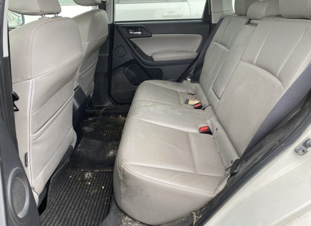 
								SUBARU Forester 2015 full									