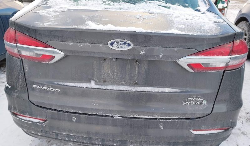 
								Ford Fusion Hybrid full									