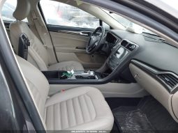 
										Ford Fusion Hybrid full									