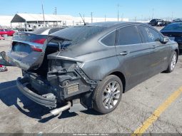 
										2018 Ford Fusion full									