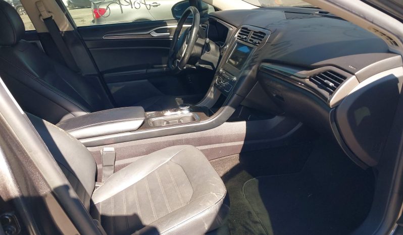 
								2018 Ford Fusion full									