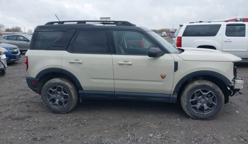 
								2024 Ford Bronco Sport full									