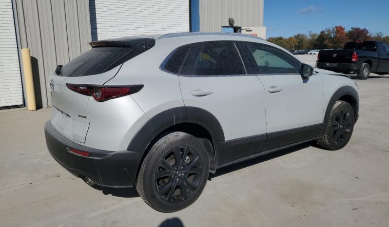 
								Mazda CX-30 full									