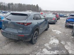 
										Mazda CX-30 full									
