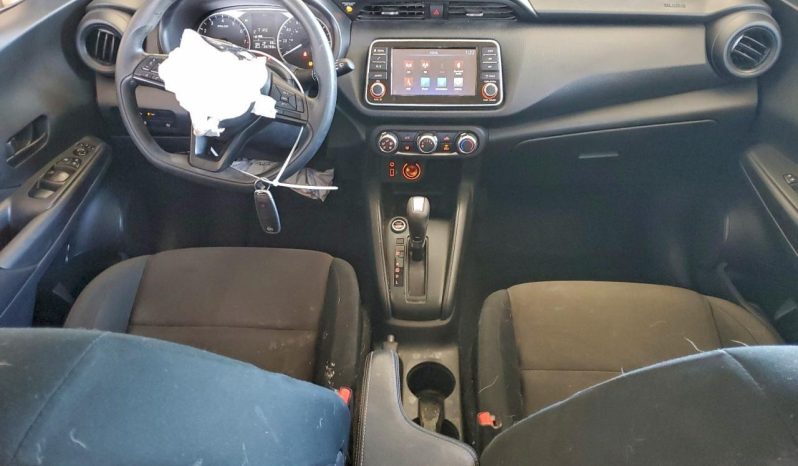 
								2024 Nissan Kicks full									