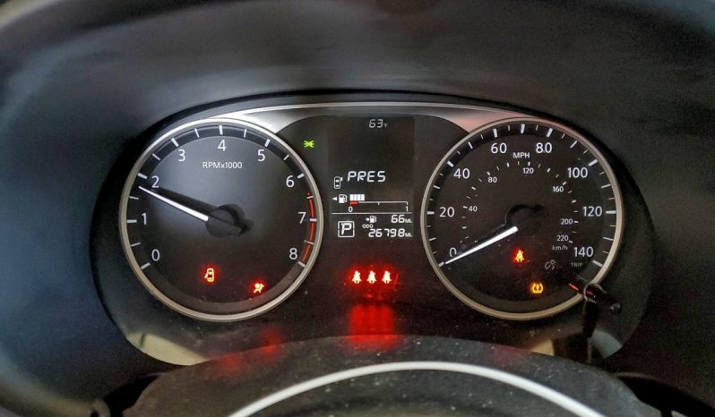 
								2024 Nissan Kicks full									