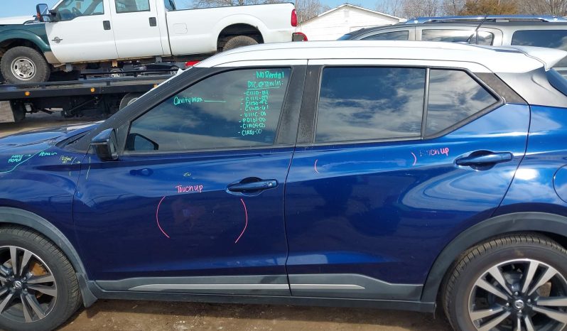 
								2019 Nissan Kicks full									