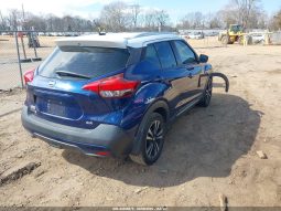 
										2019 Nissan Kicks full									
