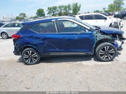 
										2019 Nissan Kicks full									