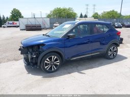 
										2019 Nissan Kicks full									