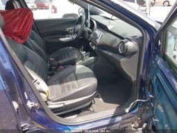 
										2019 Nissan Kicks full									