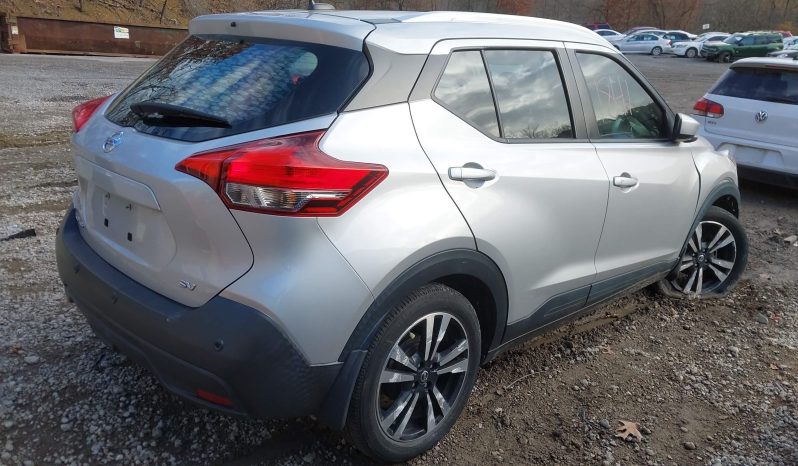 
								NISSAN KICKS full									
