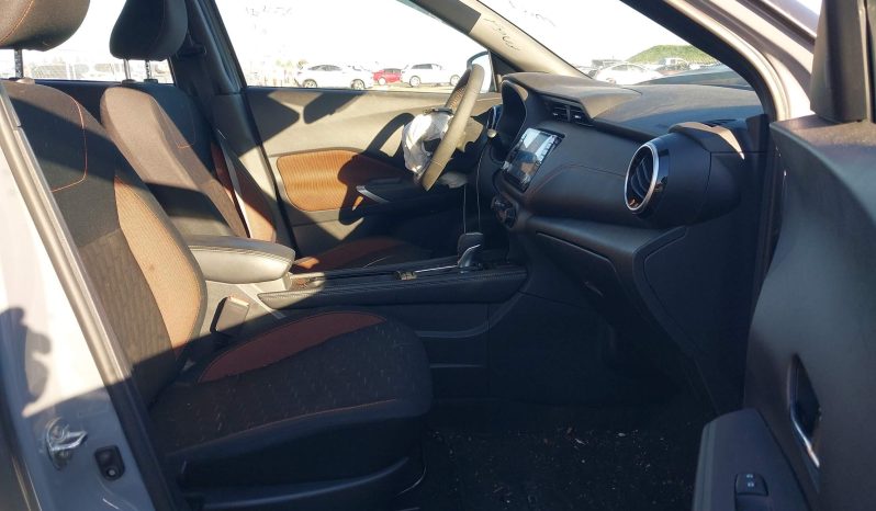 
								2024 Nissan Kicks full									