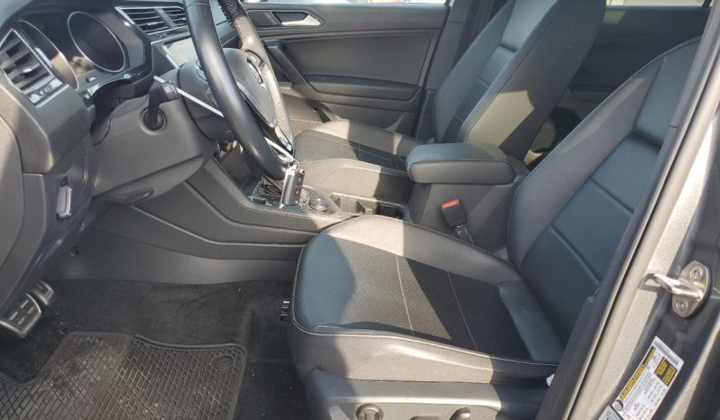 
								Volkswagen Tiguan full									