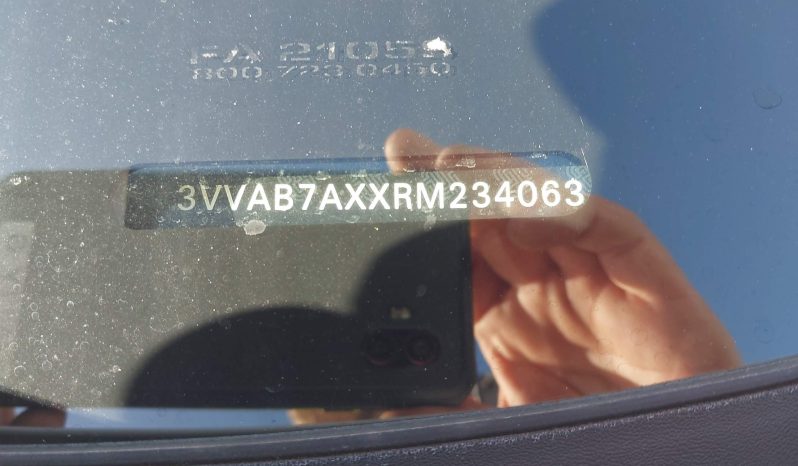 
								Volkswagen Tiguan full									