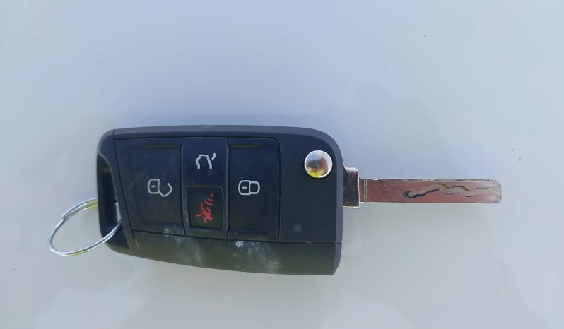 
								VOLKSWAGEN JETTA full									