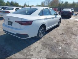 
										VOLKSWAGEN JETTA full									