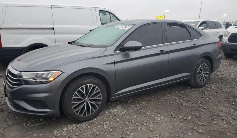 
								Volkswagen Jetta full									