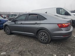 
										Volkswagen Jetta full									