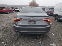 
										Volkswagen Jetta full									
