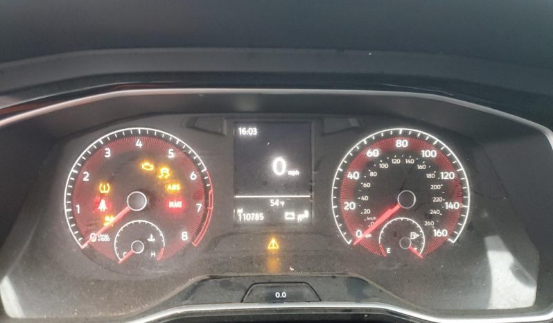 
								Volkswagen Jetta full									
