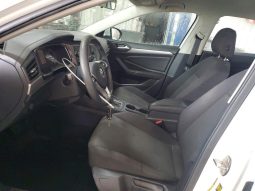 
										Volkswagen Jetta full									