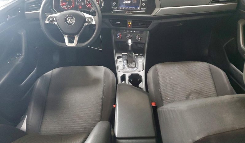 
								Volkswagen Jetta full									