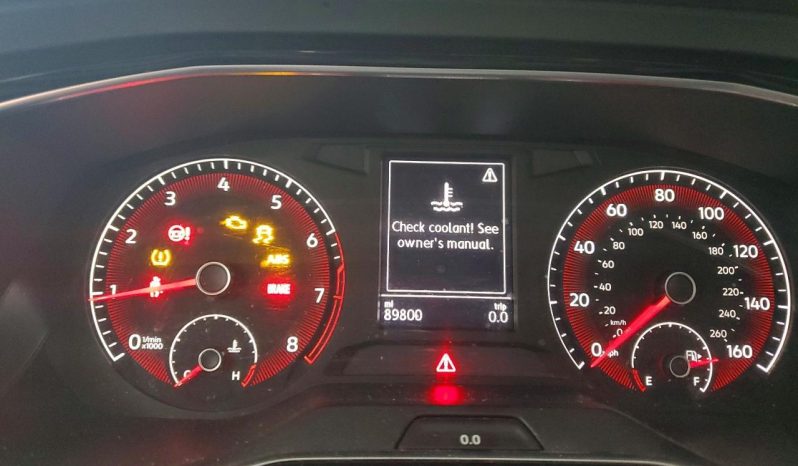 
								Volkswagen Jetta full									